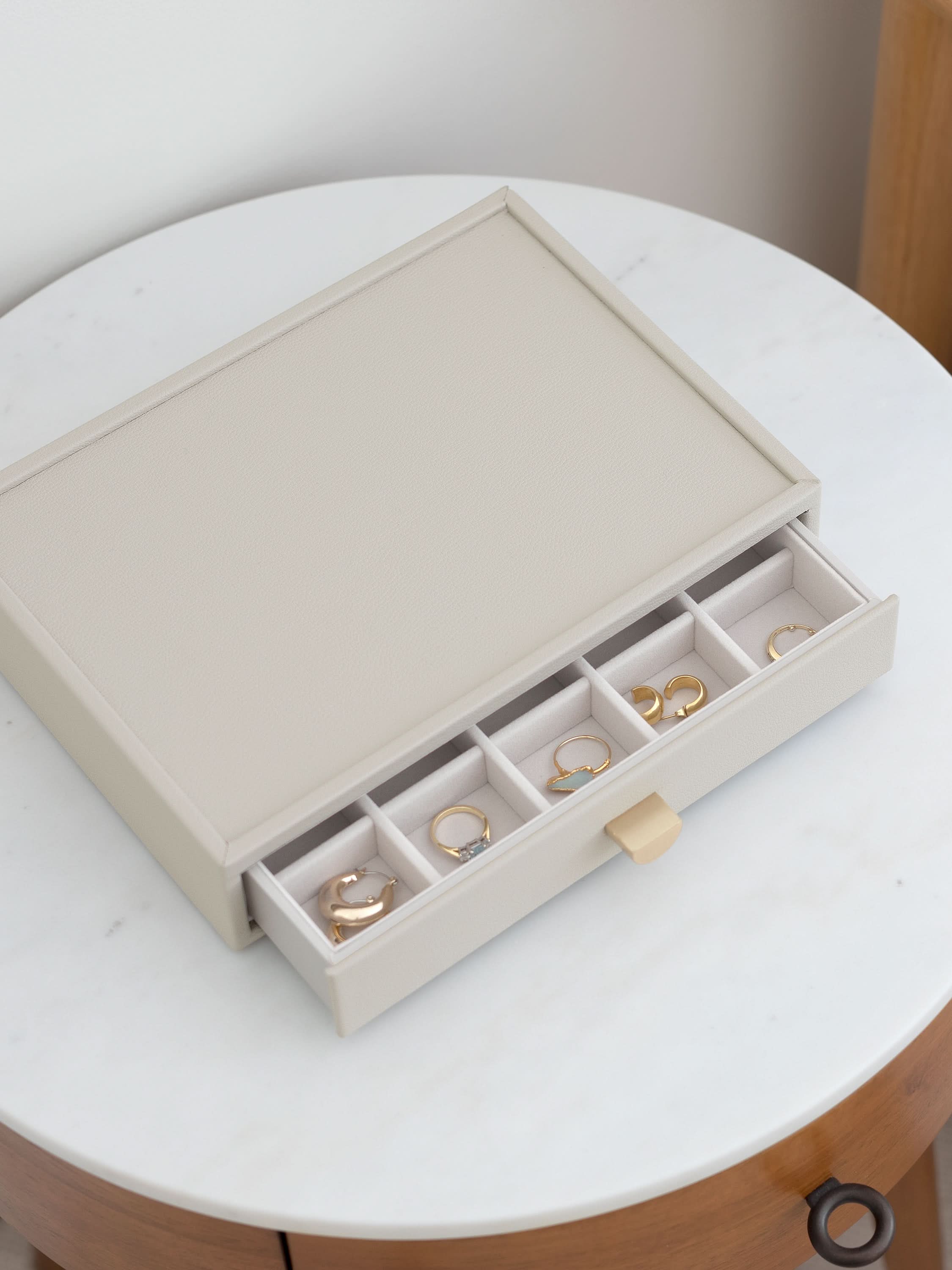 Stackers kleine Sieradenlade voor Klassieke Display Juwelendoos Havermout - Mystackers