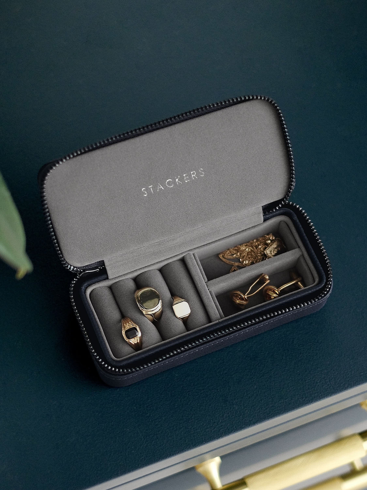 Stackers Medium Travel box Marineblauw/Donkergrijs - Mystackers
